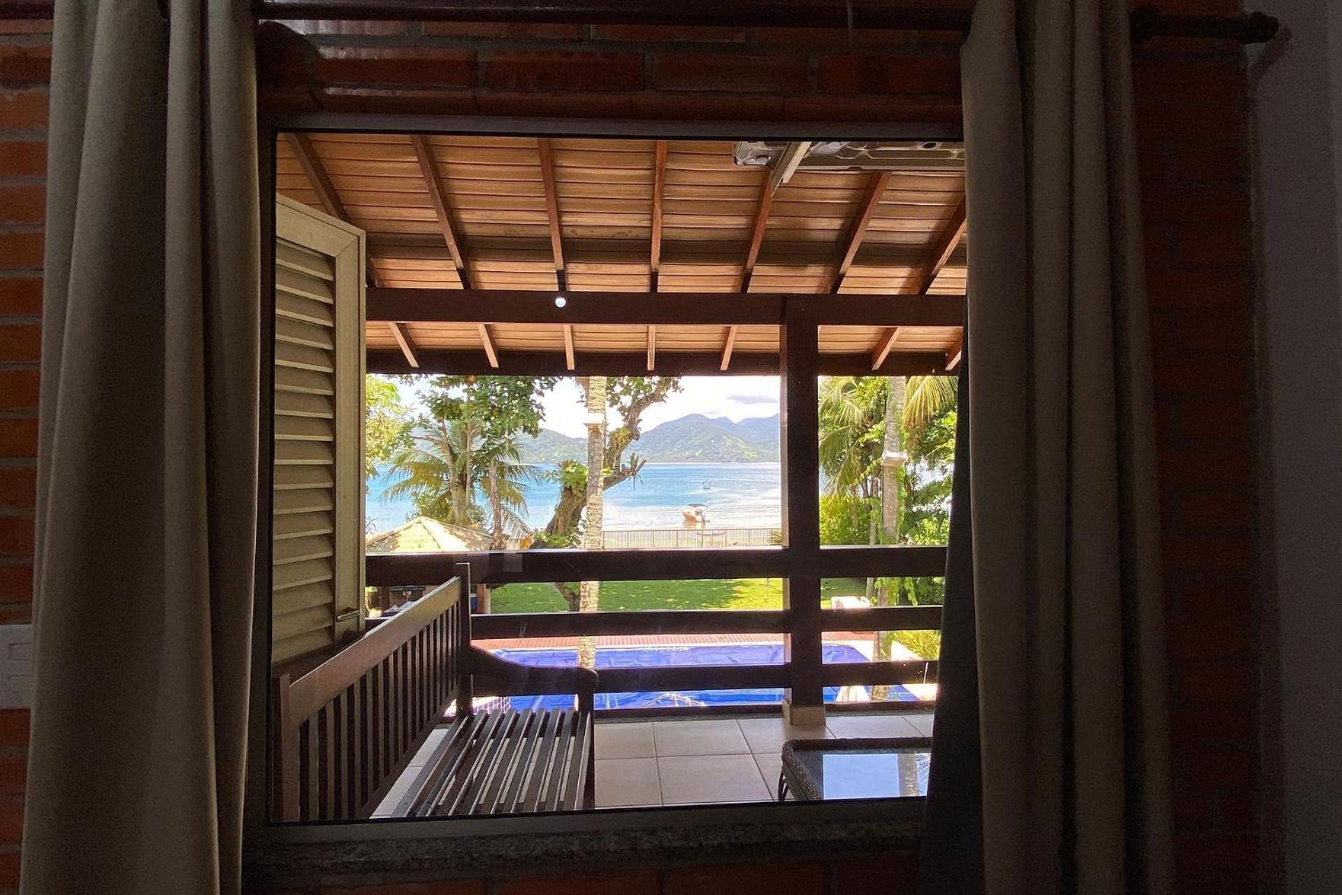 Casa de férias Magnifica Casa Pe Na Areia 4 C/ Ar E Piscina Ubatuba