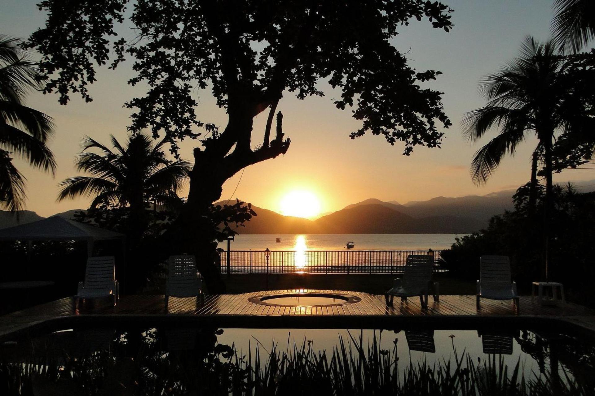 Casa de férias Magnifica Casa Pe Na Areia 4 C/ Ar E Piscina Ubatuba