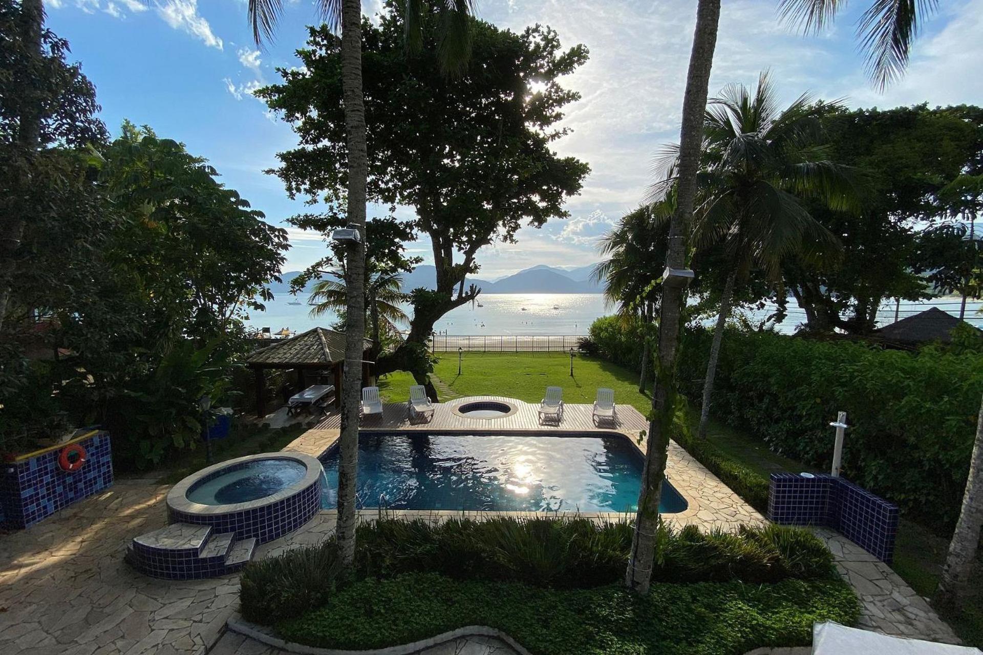 Magnifica Casa Pe Na Areia 4 C/ Ar E Piscina * Ubatuba
