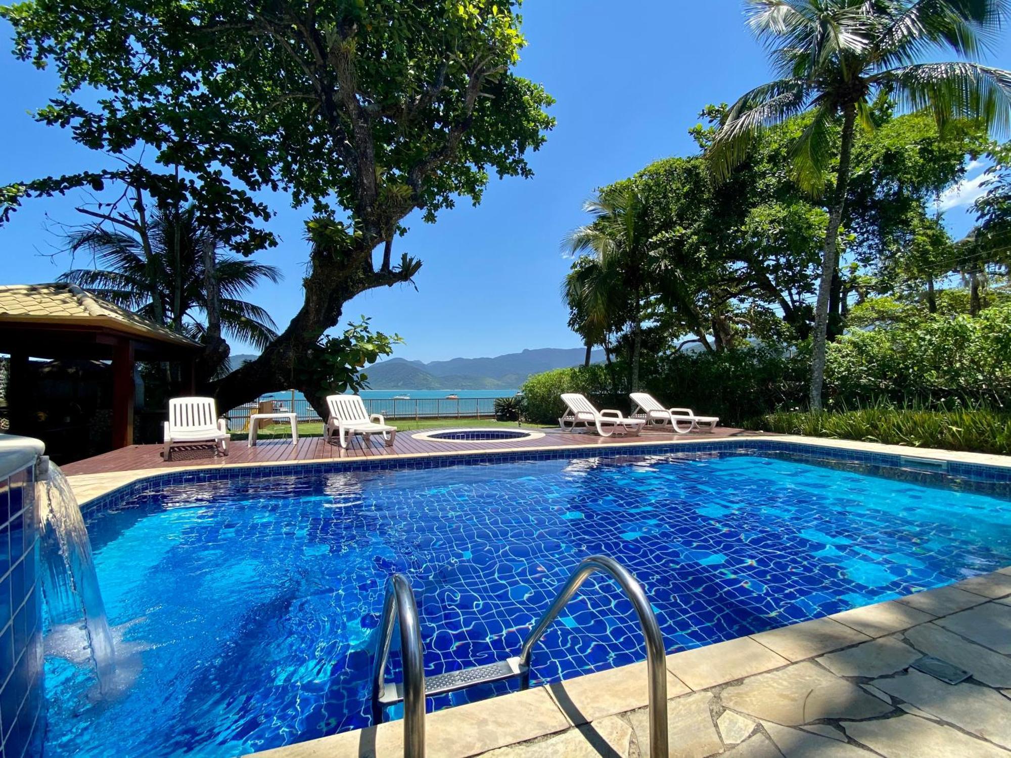 Magnifica Casa Pe Na Areia 4 C/ Ar E Piscina Casa de férias Ubatuba